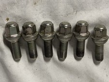 Goujon /boulon De Roue