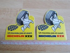 2 autocollants différents MICHELIN XZX
