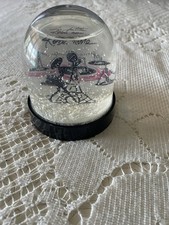 Boule à neige la petite robe