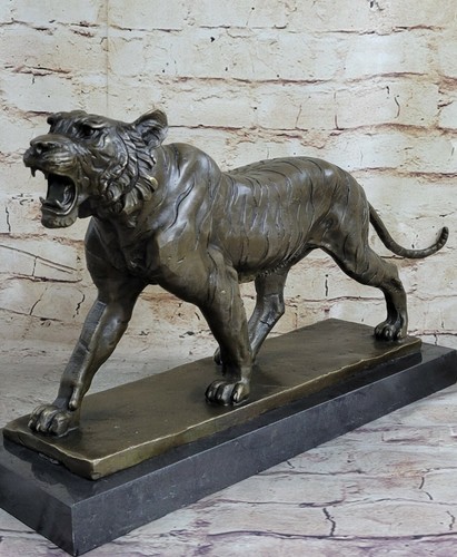 Grand bronze statue - statue, sculpture
