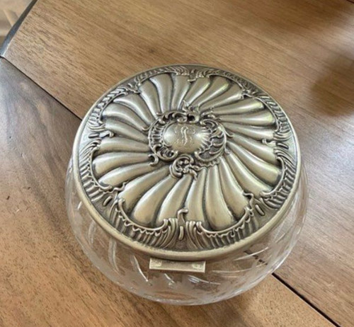 Bonbonnière cristal taillé