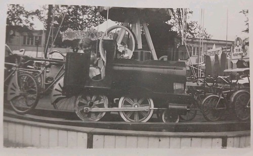 Manège locomotive 1930 - manège,