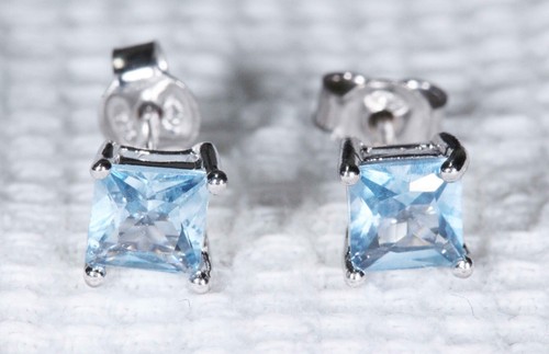 Boucles d oreilles en - ---,