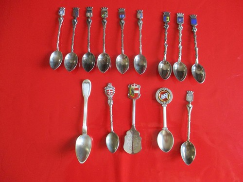 Lot petites cuilleres - ,