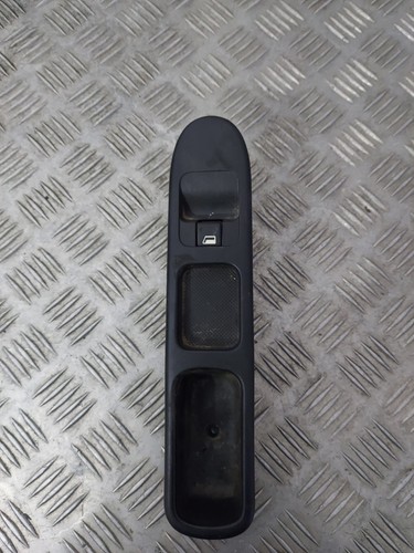 Bouton commande lève - , vitre
