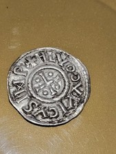 Magnifique Denier louis le pieux. 1.21 Gr    