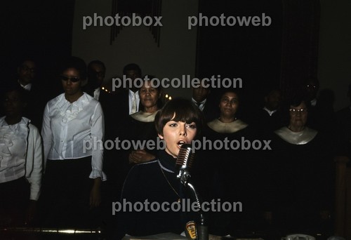 Mireille mathieu exclusive - mireille,