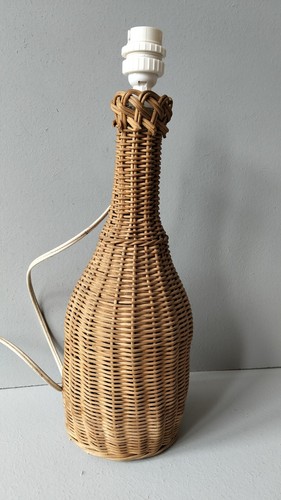 Pieds lampe rotin - de,