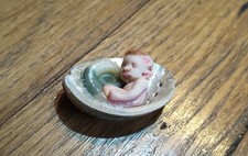 OOAK poupée bébé sirène dans véritable coquille d'escargot Jacky Mullen