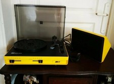 Vintage Platine Tourne Disque AUDIO SONIC AS 2005 + sa Baffe Couleur Jaune TBE