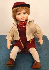 Poupée d'artiste poupée en