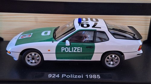 Porsche 924 polizei - 924,