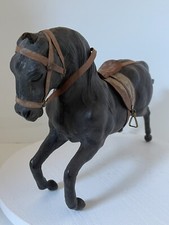 Cheval en Cuir Brun