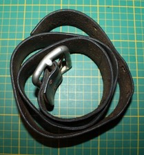Militaria Français Ceinturon Allemand ou Français boucle rivetée