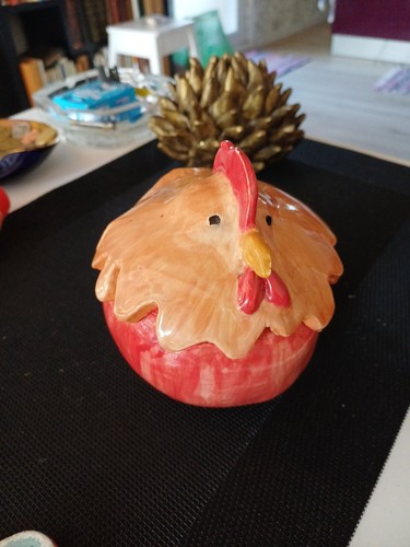 Poule ceramique signée - ceramique,