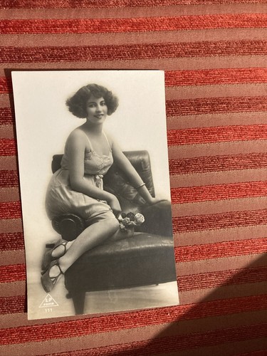 Veritable photo femme dans - veritable,