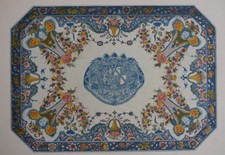 GRAND PLATEAU TABLE Armes Duc Saint Simon FAIENCE ROUEN Gravure POTTIER 1869
