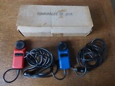 2 telecommandes a cable pour televiseur ITT Oceanic avec jeu video annee 1978