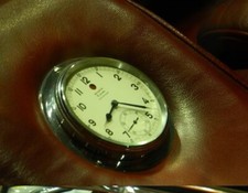 Vintage Zenith 8 Days Swiss ..Vintage montre de bord Zenith