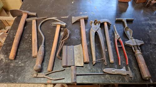 Anciens outils divers - outils,