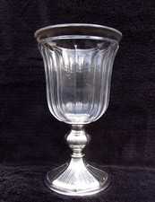 Baccarat ancien verre calice
