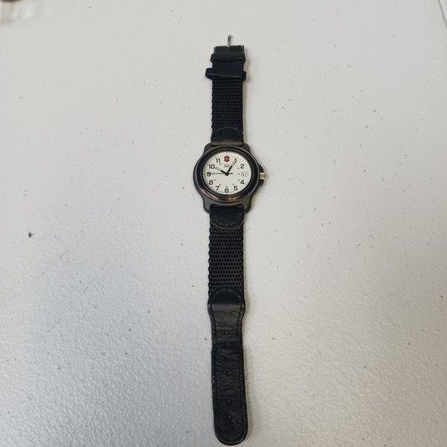 Victorinox swiss army quartz - swiss,