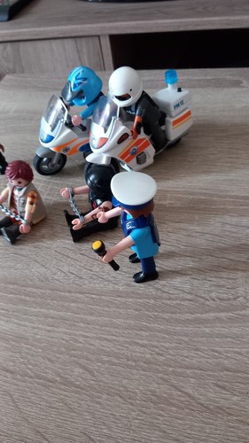Motard policier playmobil - motard,
