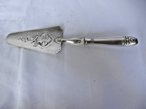 Pelle tarte metal - tarte,