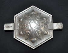 RARE ANCIEN MOULE EXAGONAL A