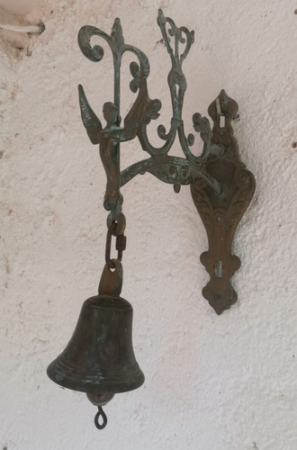 Cloche mur porte etc - mur,