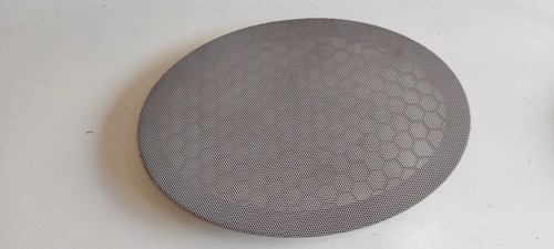 Garniture cache haut-parleur