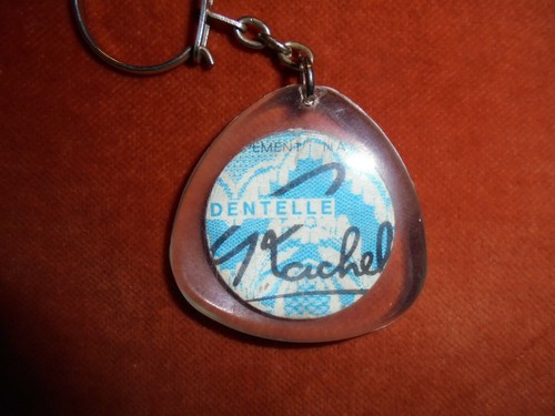Porte clés key ring lingerie - key,