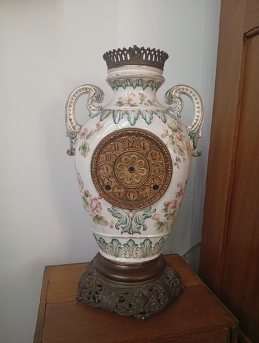 Cabinet pendule imposant - cabinet,