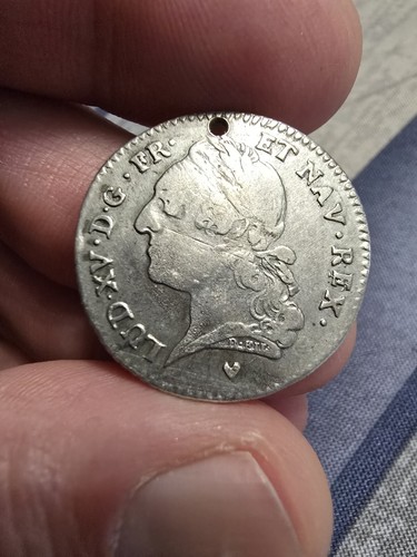 écu vieille tête 1774 - tête,