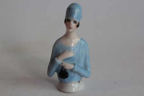Demi figurine porcelaine
