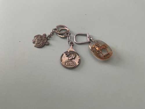 Lot porte clés - clÉs, esso.