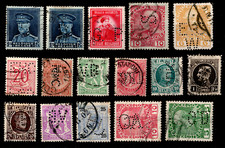 EUROPE : 16 Timbres Perforés