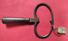 Ancienne clé N° 28 pour