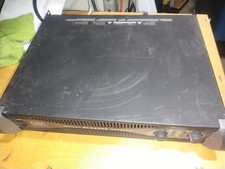QSC PLX 2402 Power Amplifier