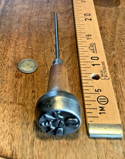 outils anciens,old tools, vieux outils,beau pic à glace estampillé,Leak 10...