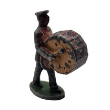 Figurine batteur moulé sous