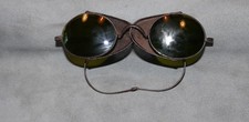 ancienne paire lunette solaire ronde en acier à cache poussière 19ème
