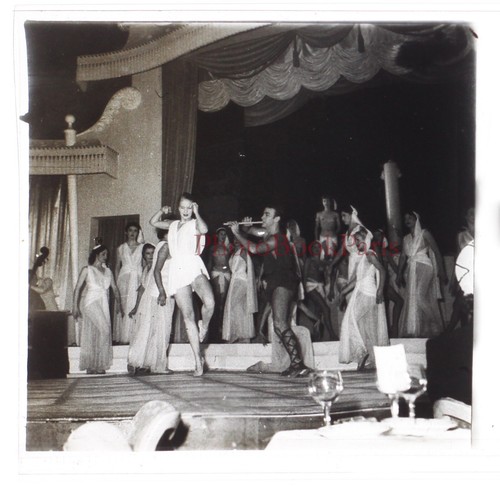 France spectacle cabaret paris - france,