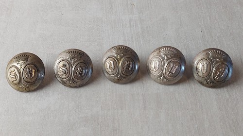 Lot anciens boutons de - 5,