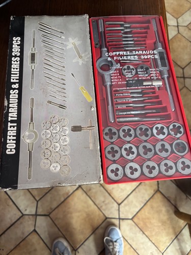 Coffret outillage tarauds et - tarauds,
