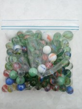 Lot 140 billes + 6 calots (différentes variétés) (plus de 900g de billes)