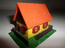 maquette échelle N maison hangar ref 2347