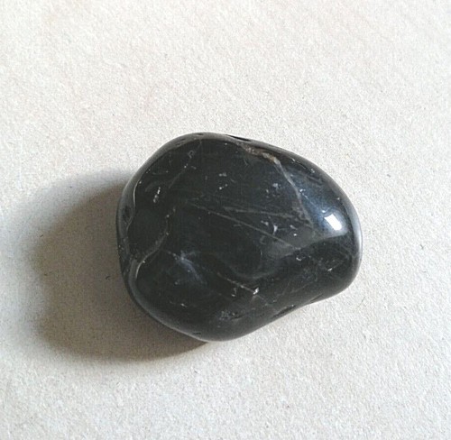Pierre roulée onyx noir 84 - roulée,