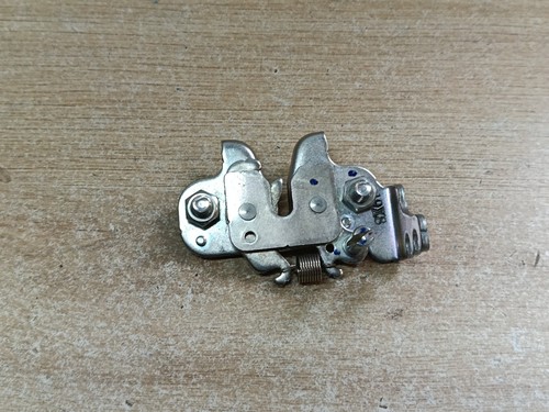 Mecanisme serrure scooter - serrure,