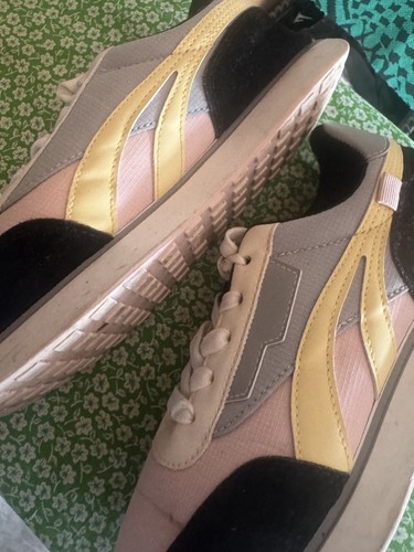 Retro style sneakers women - style,